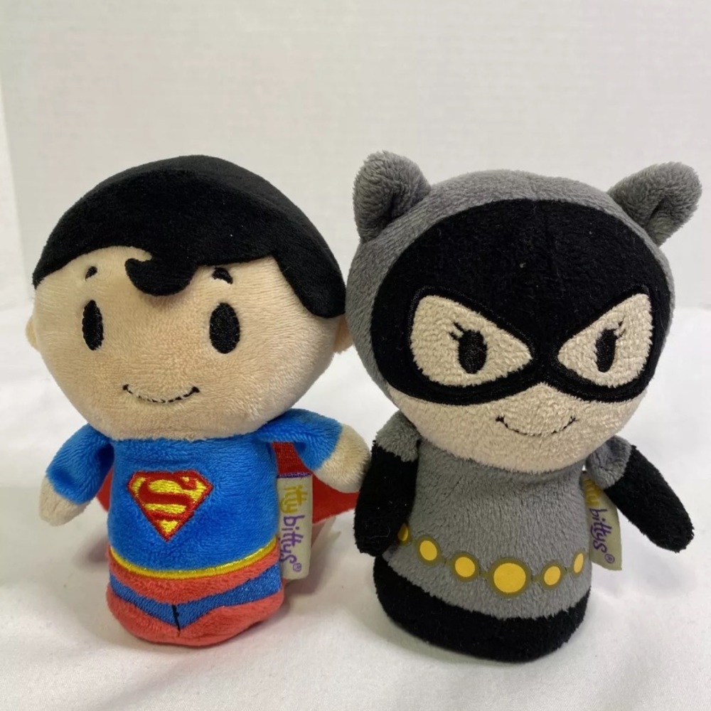 Lot Of 2 Hallmark Itty Bittys 4" DC Comics Superman & Cat Woman Stuffed Plush